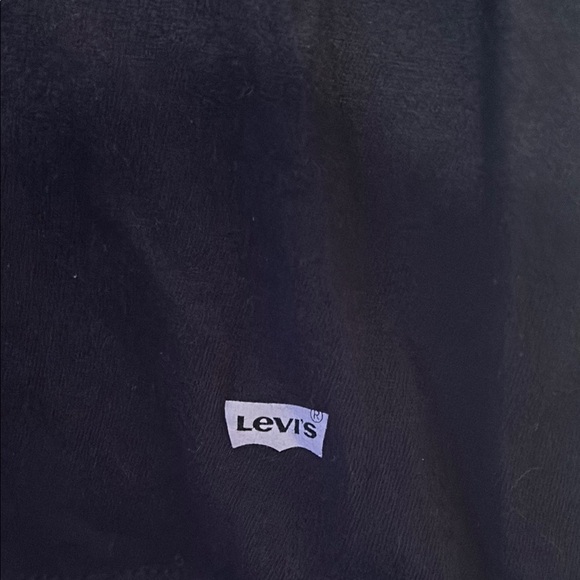 Levi's Black Short Sleeve Tee - Picture 3 of 5